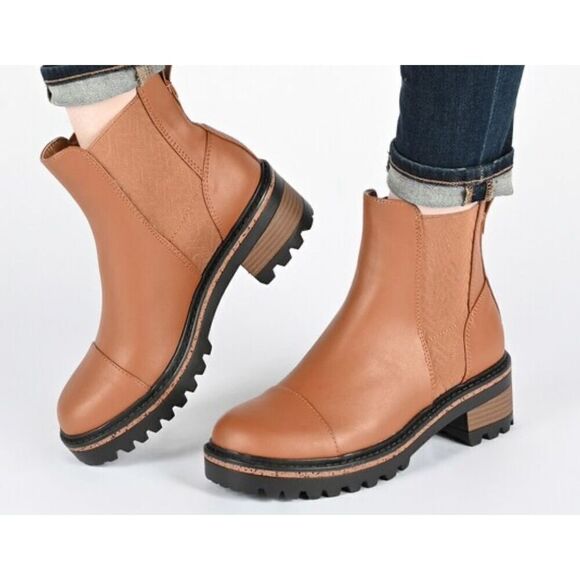Journee Collection Chelsea Boots Size 12 Brown Block Heel Pull On Style - Picture 1 of 11